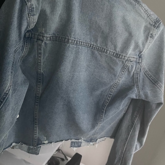 Jean jacket - Picture 3 of 4